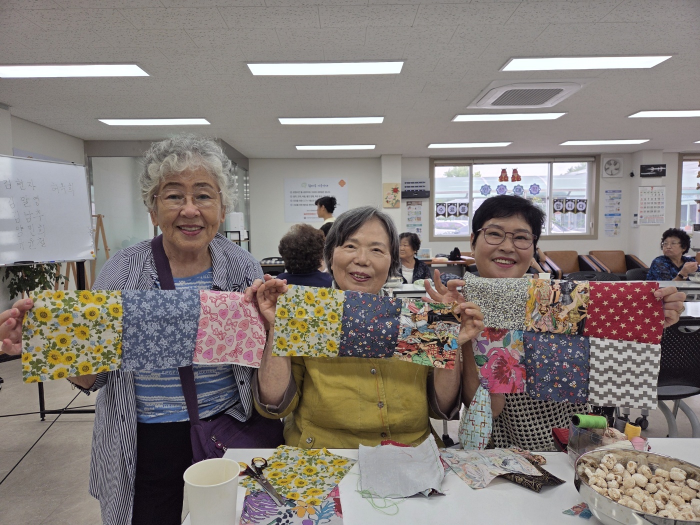 [농어르신 쉼마루] 입지 않는 옷에 새 생명을 불어넣는 시간, 쉼마루 퀼트 클래스!